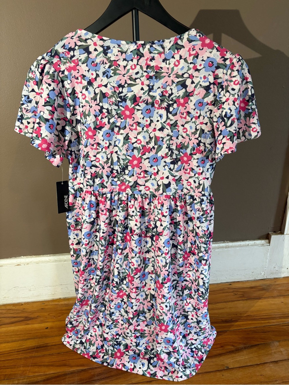 Ardene Pink and Blue Floral V-Neck Dress Size Small NWT - Picture 7 of 14